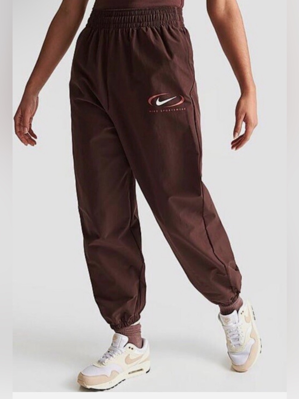 NWT: NIKE woman’s Jogger Pants - Picture 3 of 8
